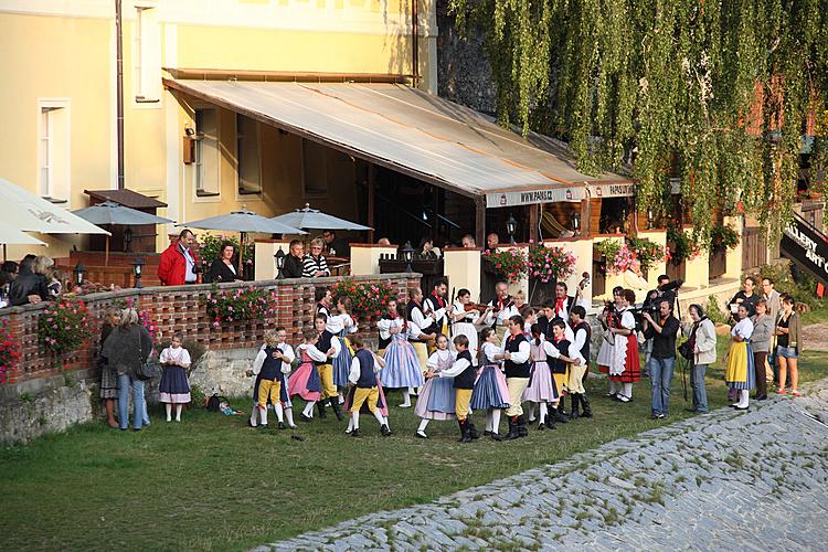 St.-Wenzels-Fest und Internationales Folklorefestival 2011 in Český Krumlov, Freitag 23. September 2011