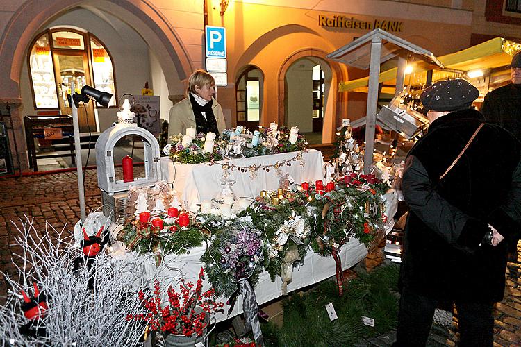 Disclosure of the Advent Market Patron, 1.12.2012