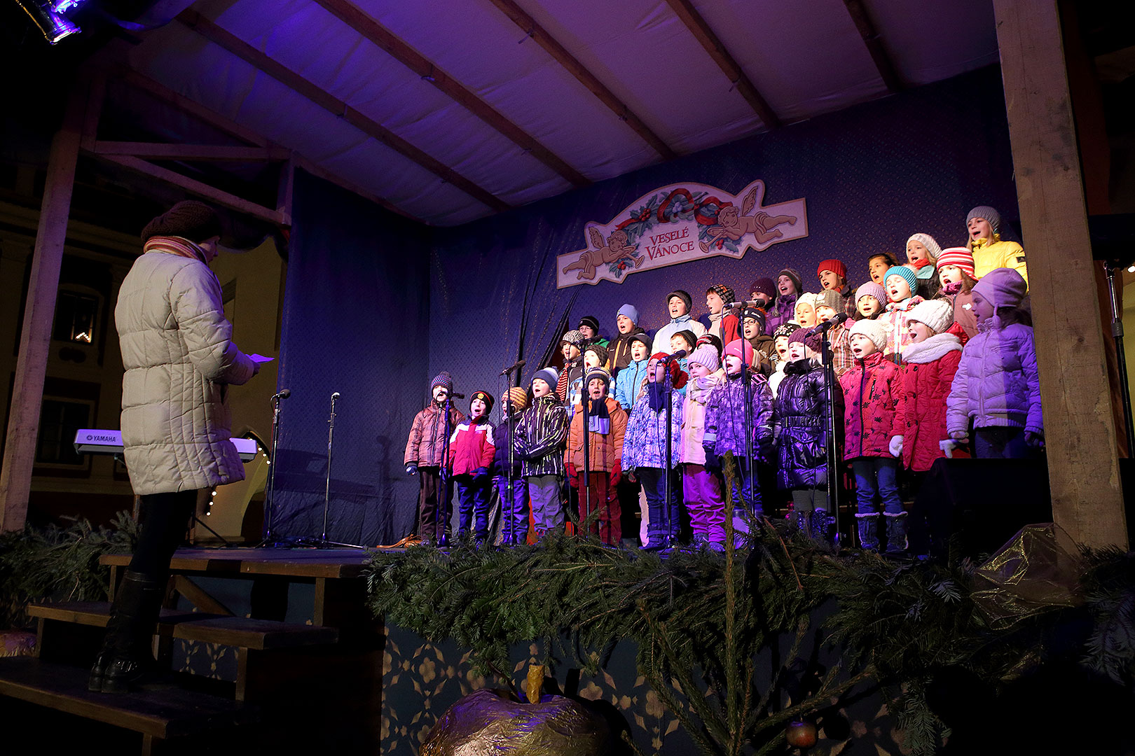 3. Adventsonntag - gemeinsames Singen am Weihnachtsbaum, 15.12.2013