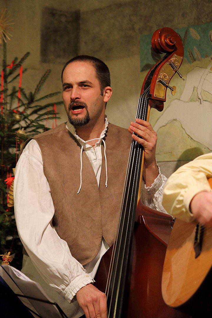 Kapka - traditionelles Weihnachtskonzert der Krumauer Folkband, 25.12.2013