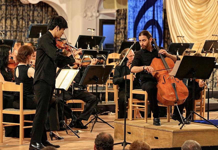 Ji Man Wee (violin), Jan Mráček (violin), Chamber Philharmonic Orchestra of South Bohemia, Mario Košík (conductor), 8.8.2015, International Music Festival Český Krumlov