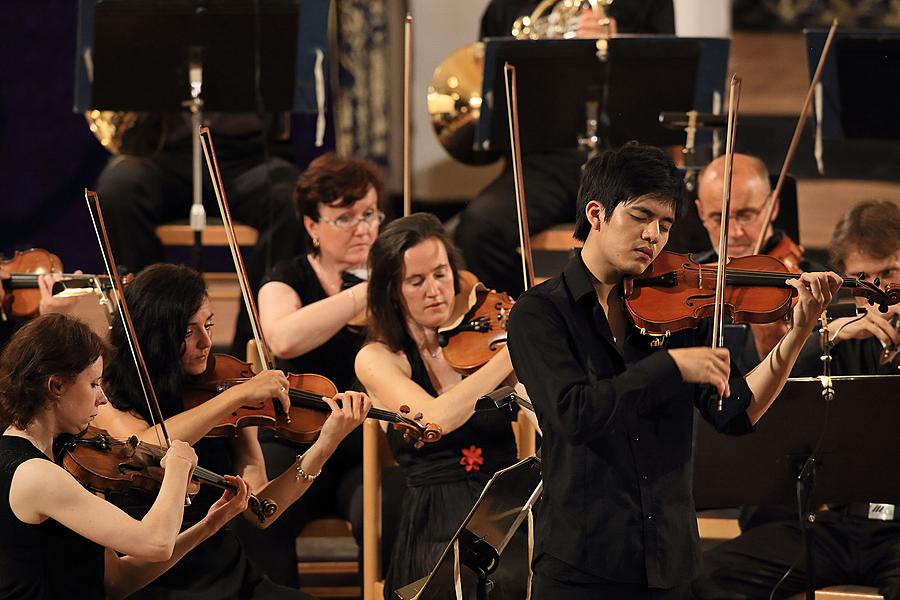 Ji Man Wee (violin), Jan Mráček (violin), Chamber Philharmonic Orchestra of South Bohemia, Mario Košík (conductor), 8.8.2015, International Music Festival Český Krumlov