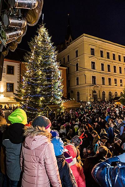 1st Advent Sunday - Music- and Poetry-filled Advent Opening and Lighting of the Christmas Tree, Český Krumlov 27.11.2016